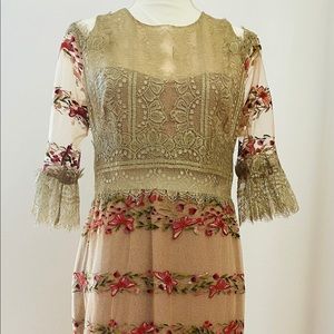 NWT, Marchesa Notte dress, size 8, gold tulle, embroidered, floral